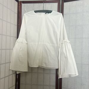 WALTER BAKER. BELL SLEEVE WITH BOW WHITE BLOUSE‎ SIZE L